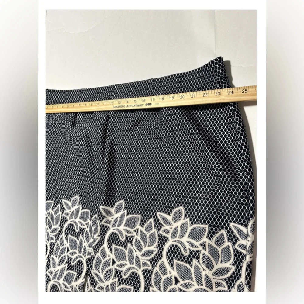 Avenue Midi Skirt - Picture 6 of 7